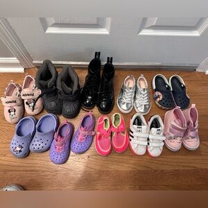 Bundle lot of shoes for toddler 2t -3t size 8-9 may vary on fitting
